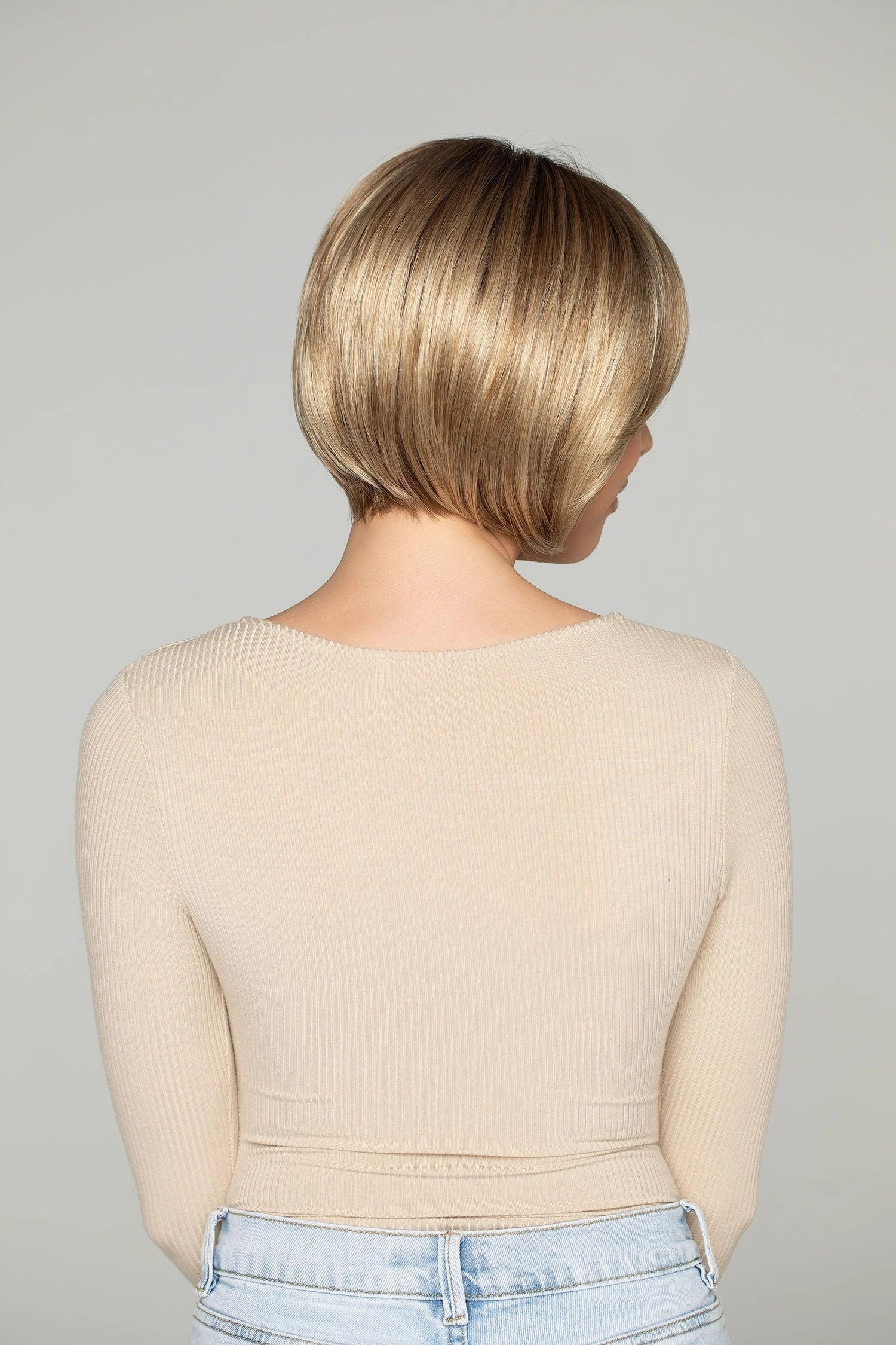 591 Alexis by WigPro: Synthetic Wig