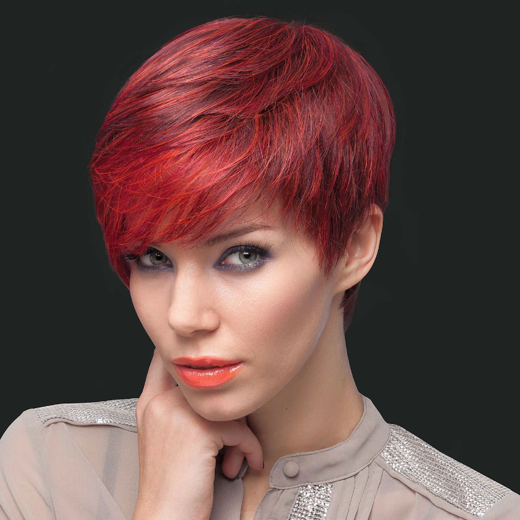 Accessories_Ellen Wille_Ladies Wigs Point wig - Ellen Wille Perucci Collection