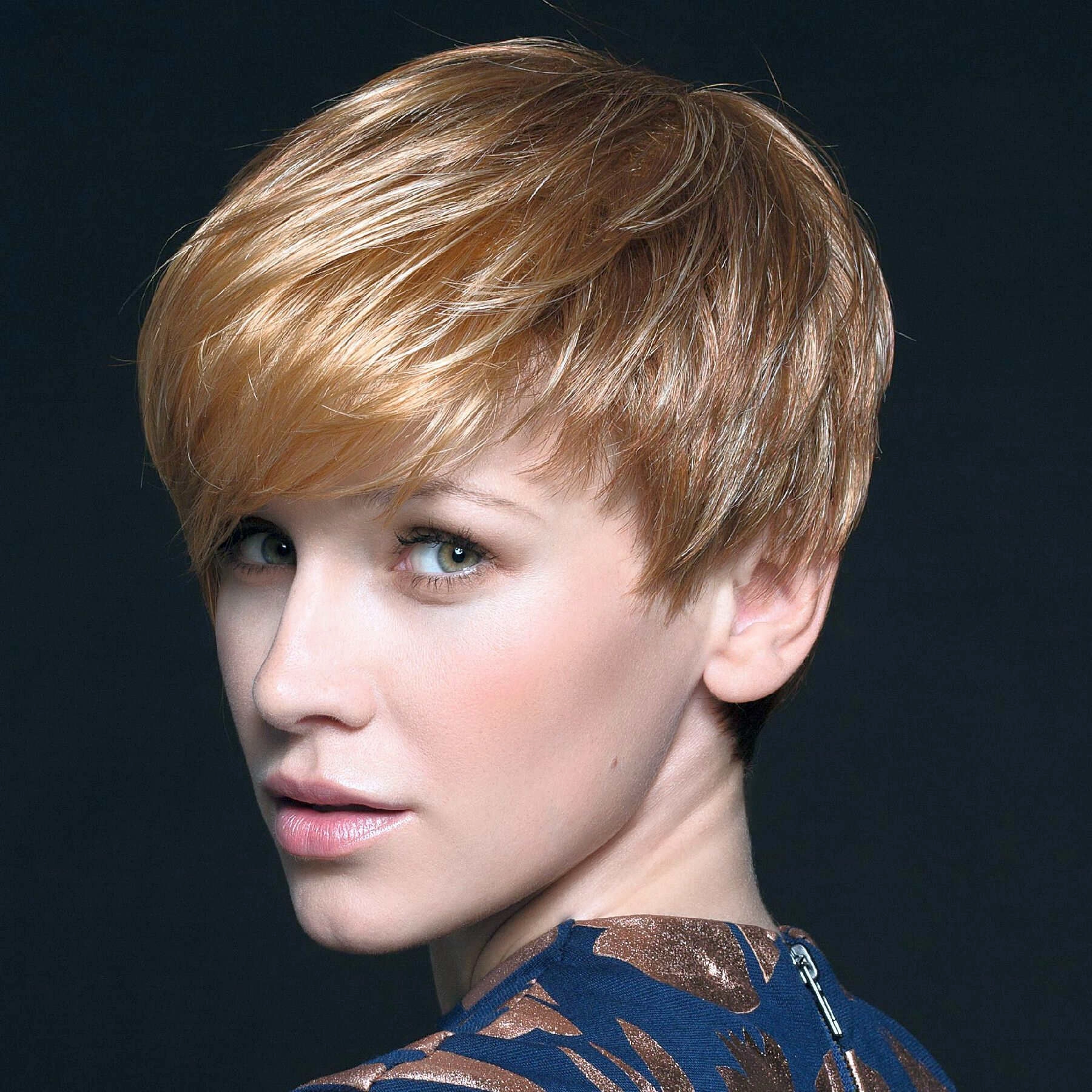 Accessories_Ellen Wille_Ladies Wigs Point wig - Ellen Wille Perucci Collection