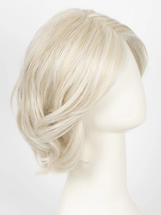 Crowd Pleaser | HF Synthetic Lace Front Wig (Mono Part)