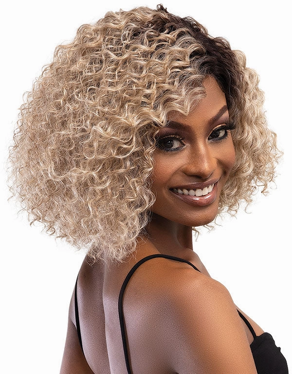 Janet Essentials Hd Lace Wig - Kandi