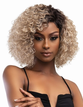 Janet Essentials Hd Lace Wig - Kandi