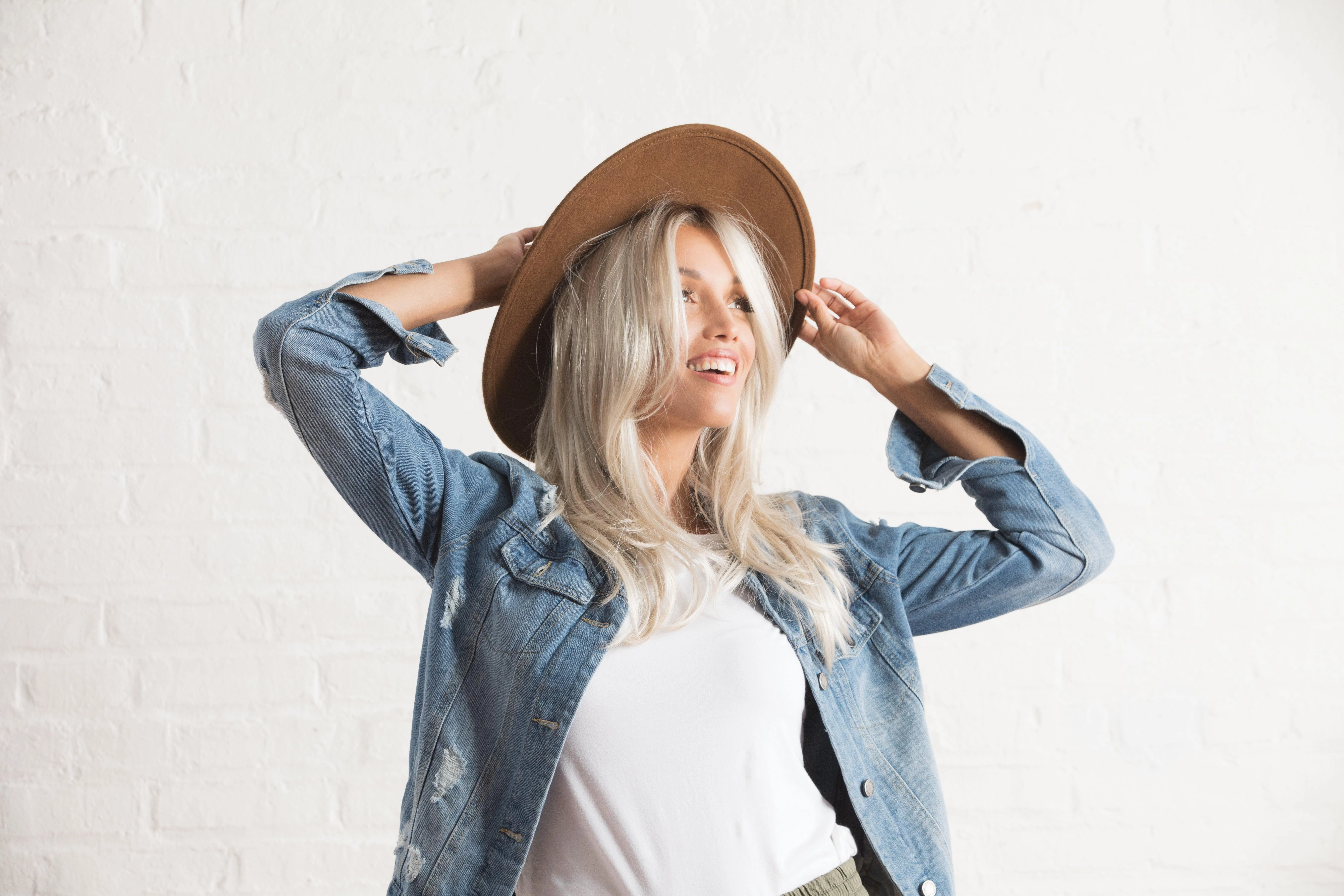 Locklan Wig by Estetica Designs | Synthetic (Lace Front Mono Top)