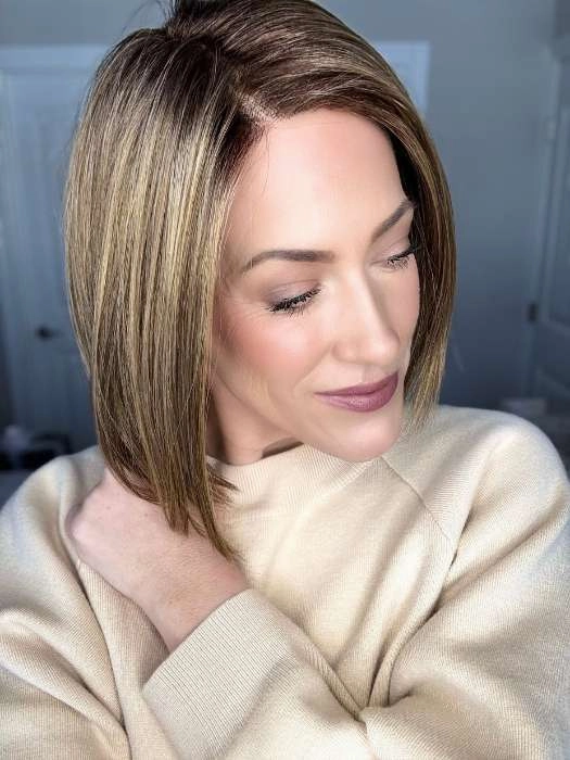 London | Synthetic Lace Front Wig (Mono Part)