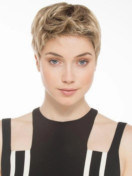 Risk | Synthetic Lace Front Wig (Mono Crown)