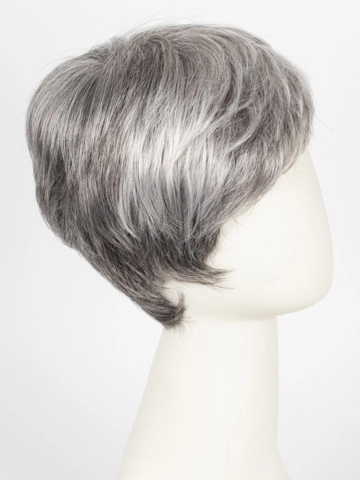 Risk | Synthetic Lace Front Wig (Mono Crown)