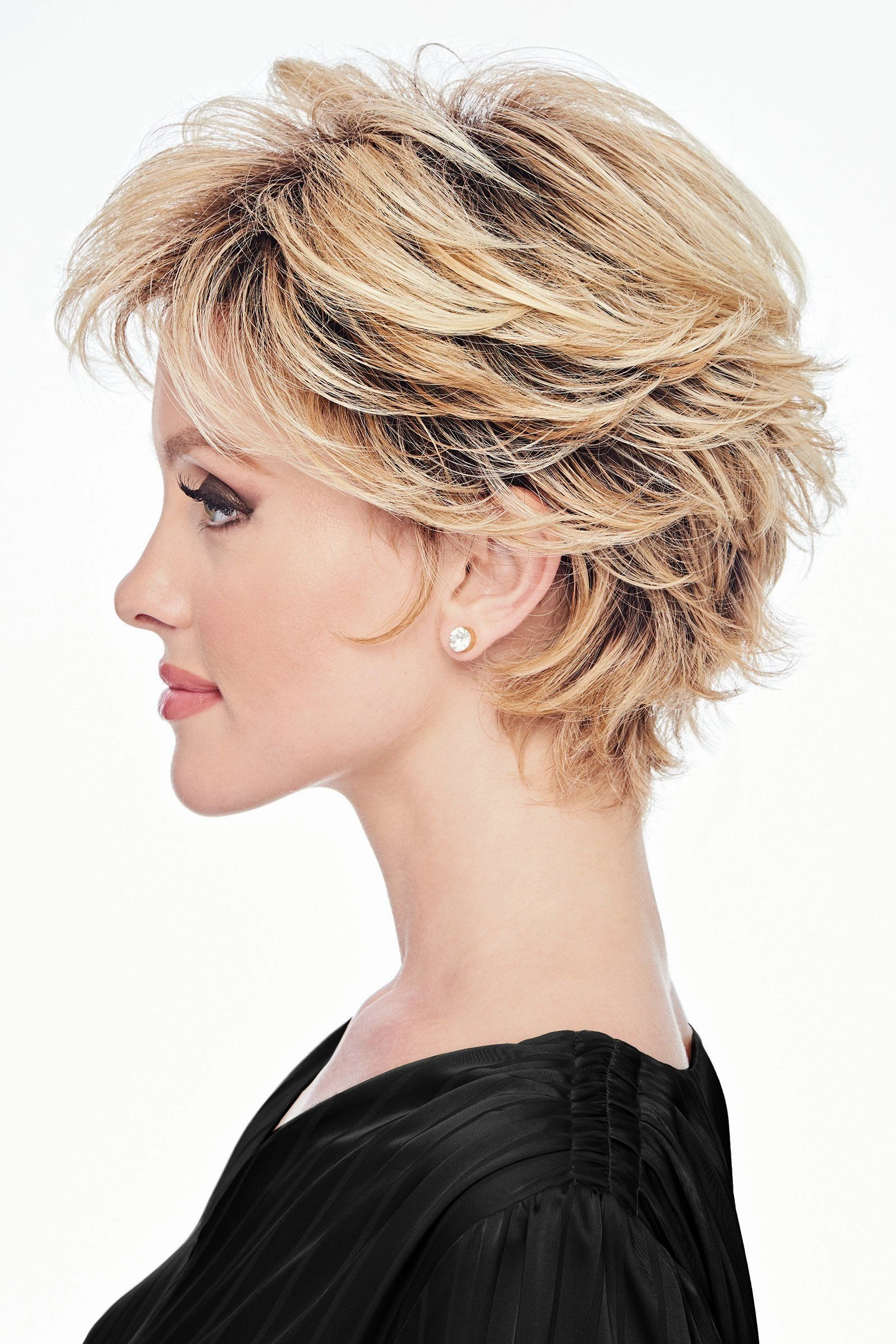 Sale - Hairdo Wigs - Flirty Flip - Color: Chestnut (R10)