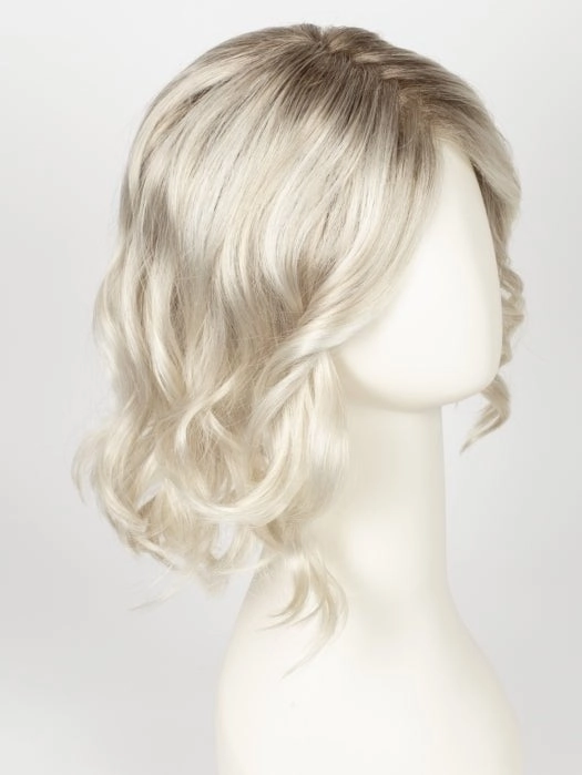 Soft and Subtle Average/Large | Synthetic Lace Front Wig (Mono Part)
