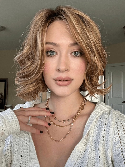 Stella | Synthetic Lace Front Wig (Mono Part)