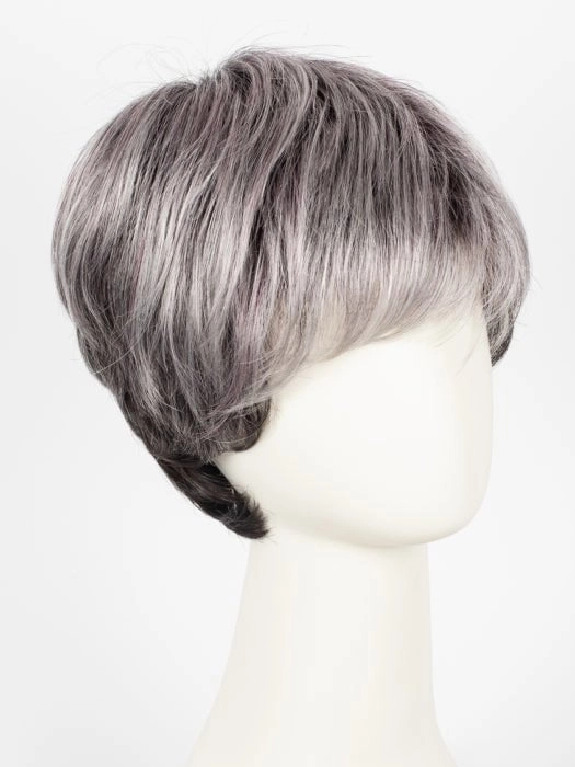 Stop Hi Tec | Short Synthetic Wig (Mono Crown)