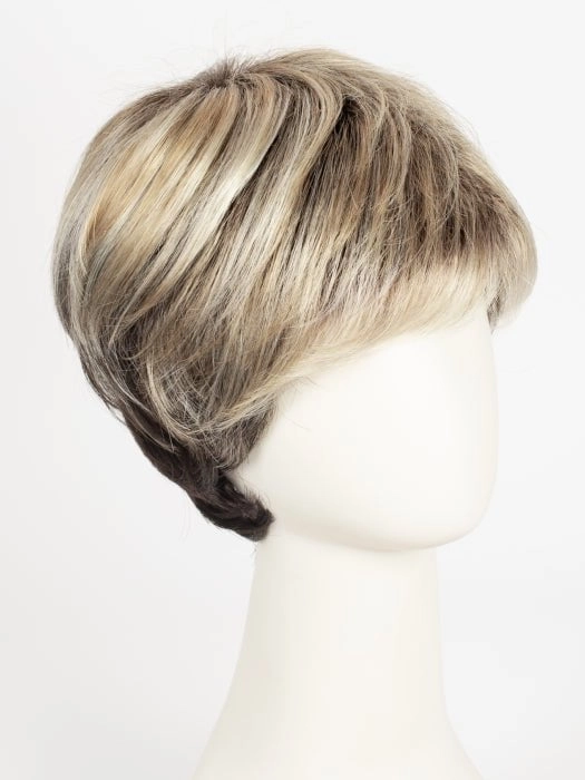 Stop Hi Tec | Short Synthetic Wig (Mono Crown)
