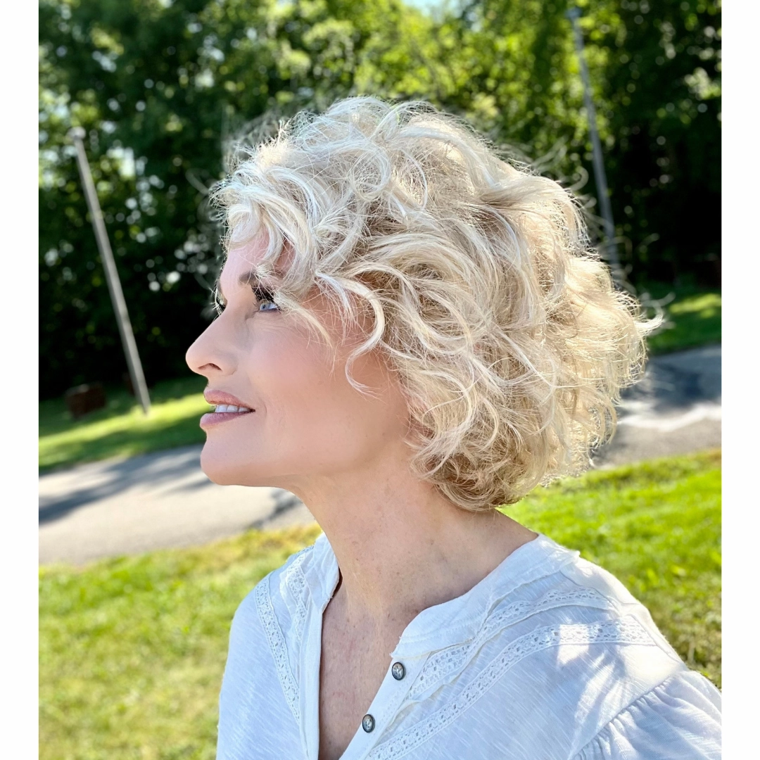 Suzi Wig by Envy | Synthetic Hair | Average Cap